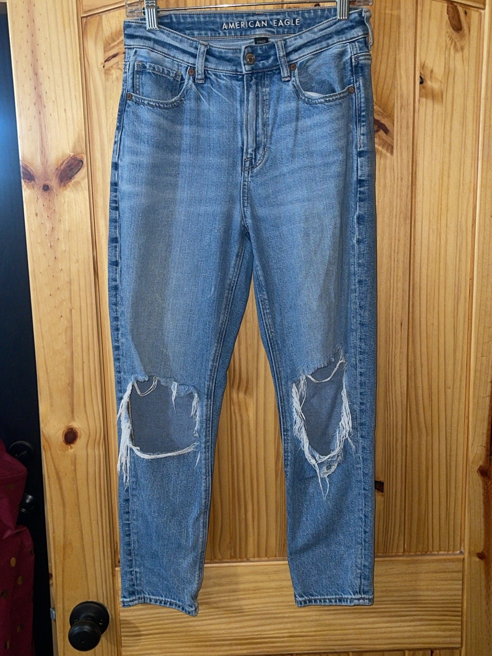 American Eagle Mom Jean